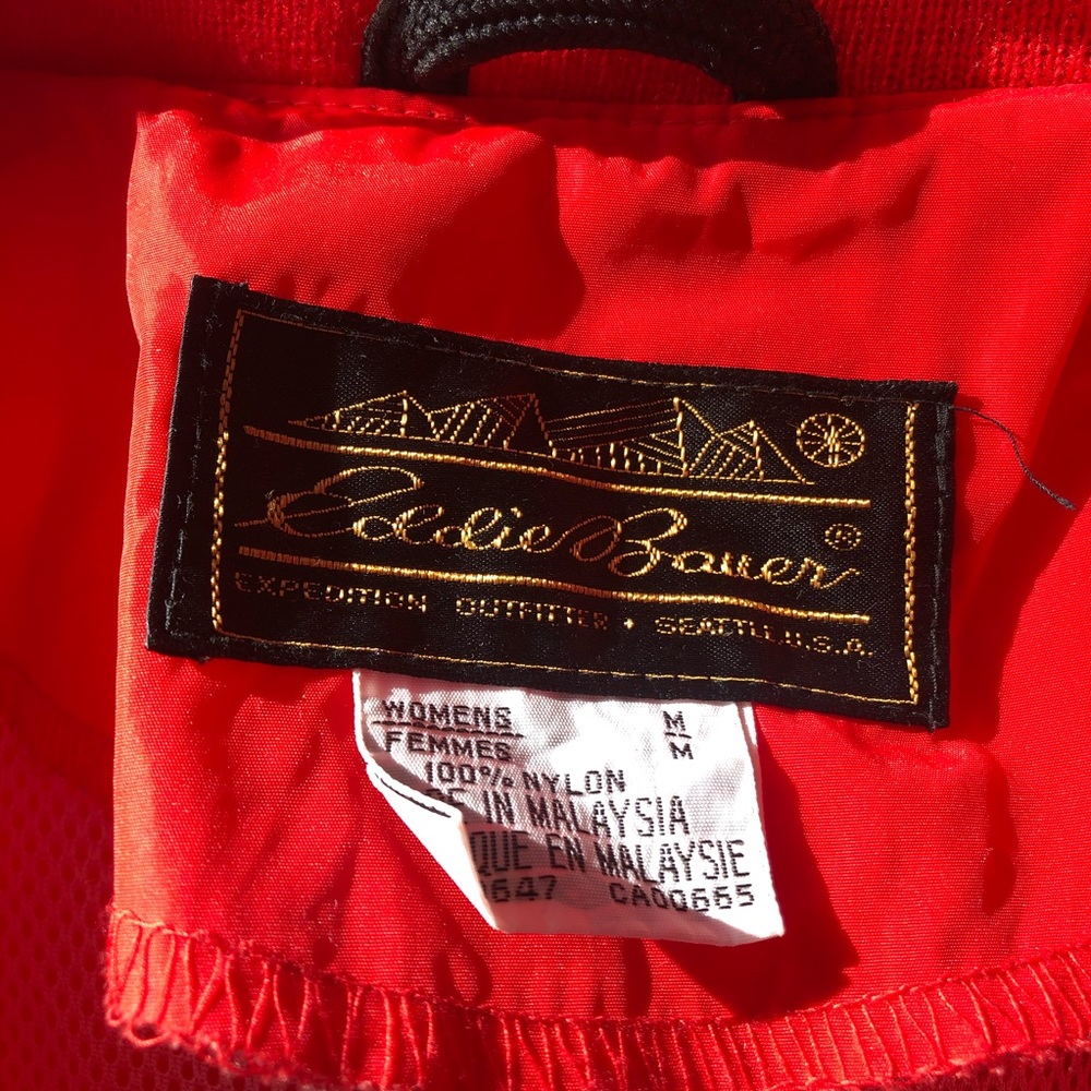 NWOT Eddie Bauer Women’s Red Rain Jacket - Picture 2 of 5